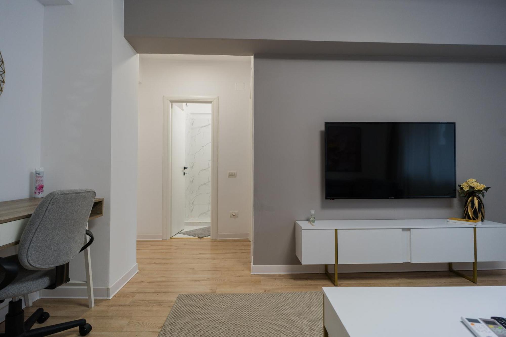 Elegant Gem Victoriei Avenue Apartment Bucharest Luaran gambar